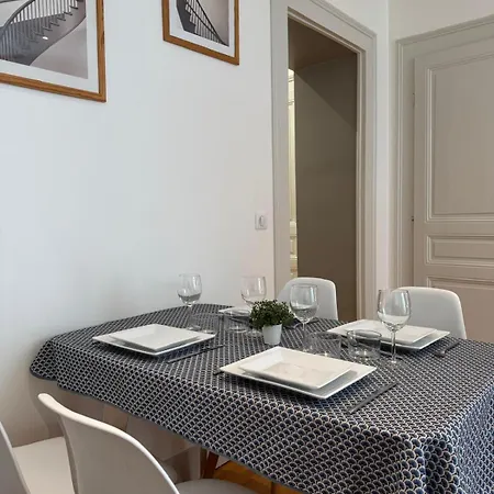 Le Vivaldi 33 M - Parking Apartment